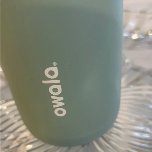 Owala 24oz Free Sip Twist Stainless Steel Water Bottle - Picture 4 of 14